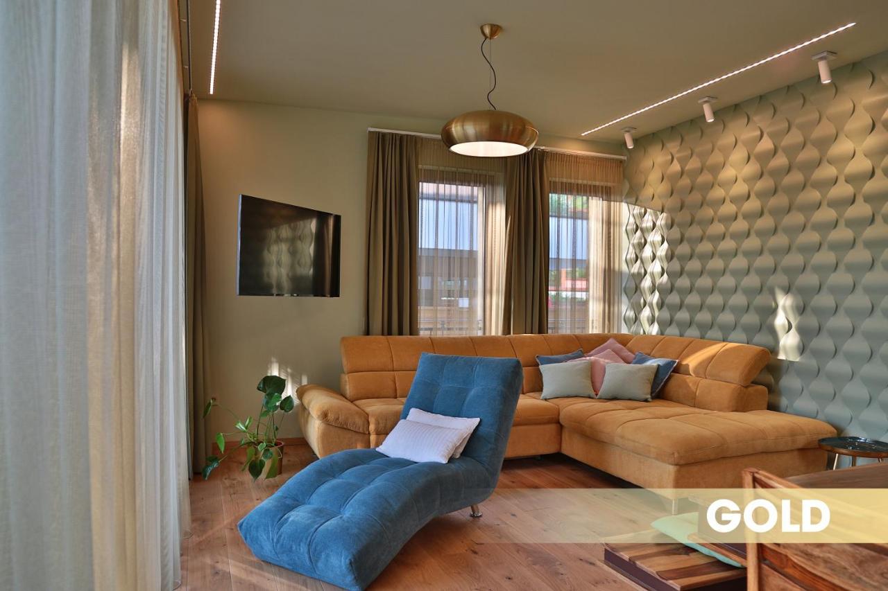 Dv Premium Apartments Siófok Esterno foto